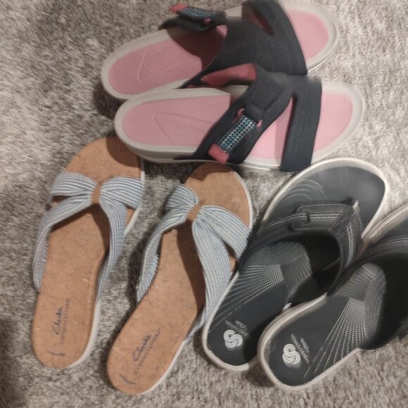3 pair of flip flop sandals size 11 - Picture 2 of 2